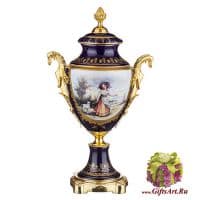 Ваза в дворцовом императорском антикварном стиле. Высота 50 см Фарфор золочение. Ручная работа.