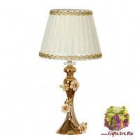 Лампа настольная Чайные розы. Латунь. Хрусталь. Фарфор. Высота 50 см. Италия