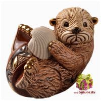 Выдра с ракушкой De Rosa Rinconada. Керамическая фигурка. Длина 12 см