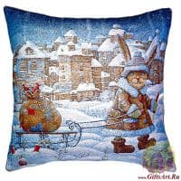 Наволочка гобеленовая новогодняя. Заяц - дед мороз с подарками. Размер 50х50 см.