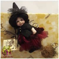 Итальянская фарфоровая кукла Montedragone Streghine C Ведьмочка Ц. Высота 13 см.