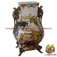 Ваза. Фарфор и бронза. Ручная работа. Высота 39 см