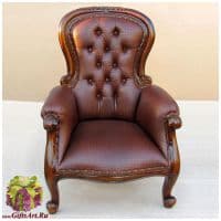 Кресло экокожа крокодил. 528901 Дерево. МДФ. Высота 111 см.