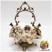 Ваза конфетница. Фарфор и бронза. Декор Герцогский герб. Ручная работа. Высота 31 см