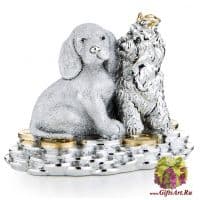 Влюблённые собаки на деньгах cимвол года 2018. Посеребрение. Высота 7 см. Подарочная упаковка. Италия
