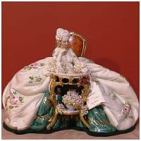 Статуэтка фарфоровая &quot;Читающая дама&quot; Porcellane Principe