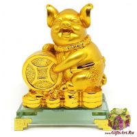Свинка на монетах символ года 2019 с монетой. Золочение. Высота 13 см