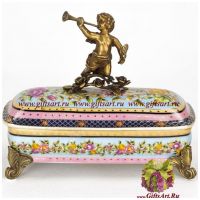 Шкатулка. Фарфор и бронза. Декор Розовые сады Шелфилда. Ручная работа. 21 см