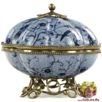 Вазочка с крышкой. Фарфор и бронза. Коллекция Райский блюз. Ручная работа. Высота 15 см Вазочка с крышкой. Фарфор и бронза. Коллекция Райский блюз. Ручная работа. Высота 15 см