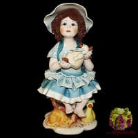 Статуэтка &quot;Кукла с медведем сидящая на стуле &quot;