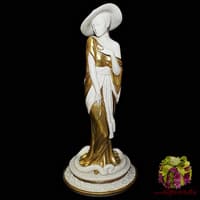 Статуэтка &quot;Дама в шляпе&quot;