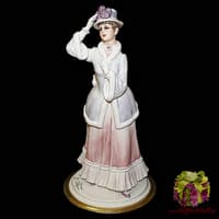 Статуэтка &quot;Дама в шляпке&quot;