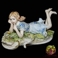 Статуэтка &quot;Девочка с бабочкой&quot;