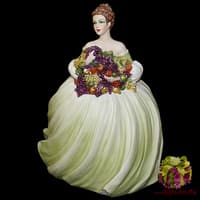 Статуэтка &quot;Дама Елена&quot;