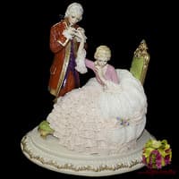 Статуэтка &quot;Поцелуй руки&quot;