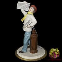 Статуэтка &quot;Продавец газет&quot;