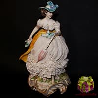 Статуэтка &quot;Босиком по парку&quot;