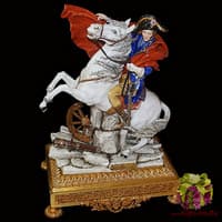 Скульптура &quot;Наполеон на коне&quot;