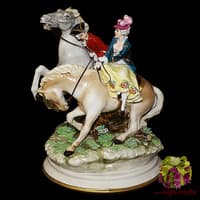 Статуэтка &quot;Кавалер и дама на конной прогулке&quot;
