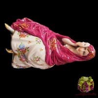 Статуэтка &quot; Дама с маской&quot;