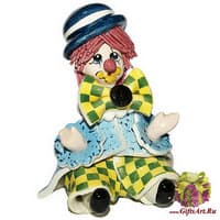 Скульптура &quot;Сидящий клоун в синей шляпе&quot;