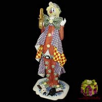 Статуэтка &quot;Клоун стоящий с саксофоном&quot;