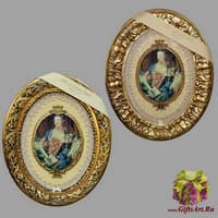 Панно с тарелкой &quot;Дама с книгой&quot;