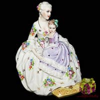 Статуэтка &quot;Мама с дочкой&quot;