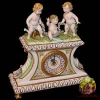 Часы &quot;Играющие дети&quot;