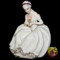 Статуэтка &quot;Дама с ромашкой&quot;