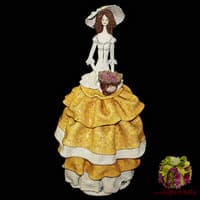 Статуэтка &quot;Дама с цветами&quot;