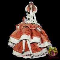 Скульптура &quot;Леди в красном сидящая на стуле&quot;