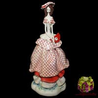 Статуэтка &quot; Леди с сумочкой&quot;