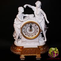 Часы &quot;Две девушки&quot;