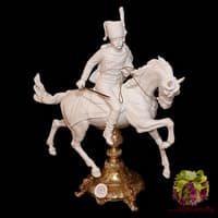 Скульптура &quot;Гусар на коне&quot;