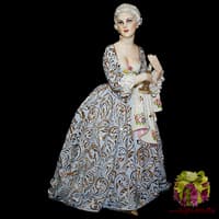 Статуэтка &quot;Дама со свечой&quot;