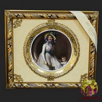 Панно с тарелкой &quot;Мама с ребенком&quot;