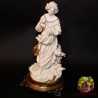 Статуэтка &quot;Продавец птиц&quot;