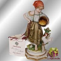 Статуэтка &quot;Деревенская девочка&quot;