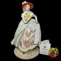 Статуэтка &quot;Дама с веером&quot;