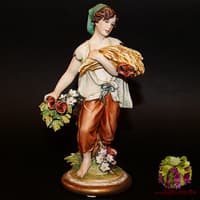 Скульптура &quot;Лето&quot;