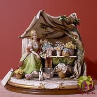 Статуэтка &quot;Цветочница с котятами&quot;