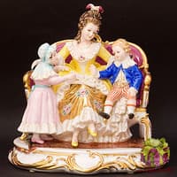 Скульптура &quot;Семья Лючии&quot;