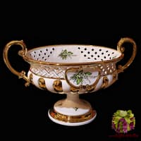 Ваза с ручками