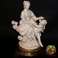 Статуэтка &quot;Материнство&quot;