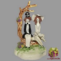 Статуэтка &quot;Пара на под деревом&quot;