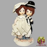 Статуэтка &quot;Девочка и мальчик стоящие&quot;