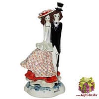 Статуэтка &quot;Девочка и мальчик, стоящие&quot;