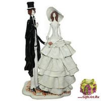 Скульптура &quot; Свадебная пара&quot;