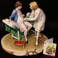 Статуэтка &quot;Акушерка&quot;